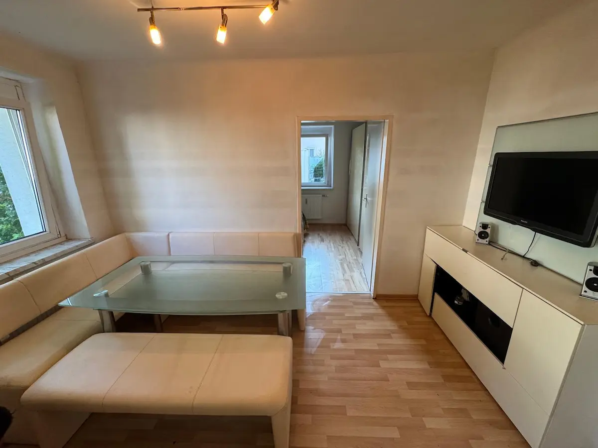 Sauberer Raum nach der Grundreinigung